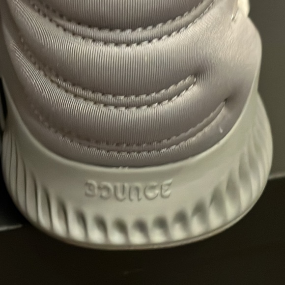 Adidas Mad Bounce 2018 Basketball Shoes Sneakers new grey Mens Size 14 - Picture 10 of 13